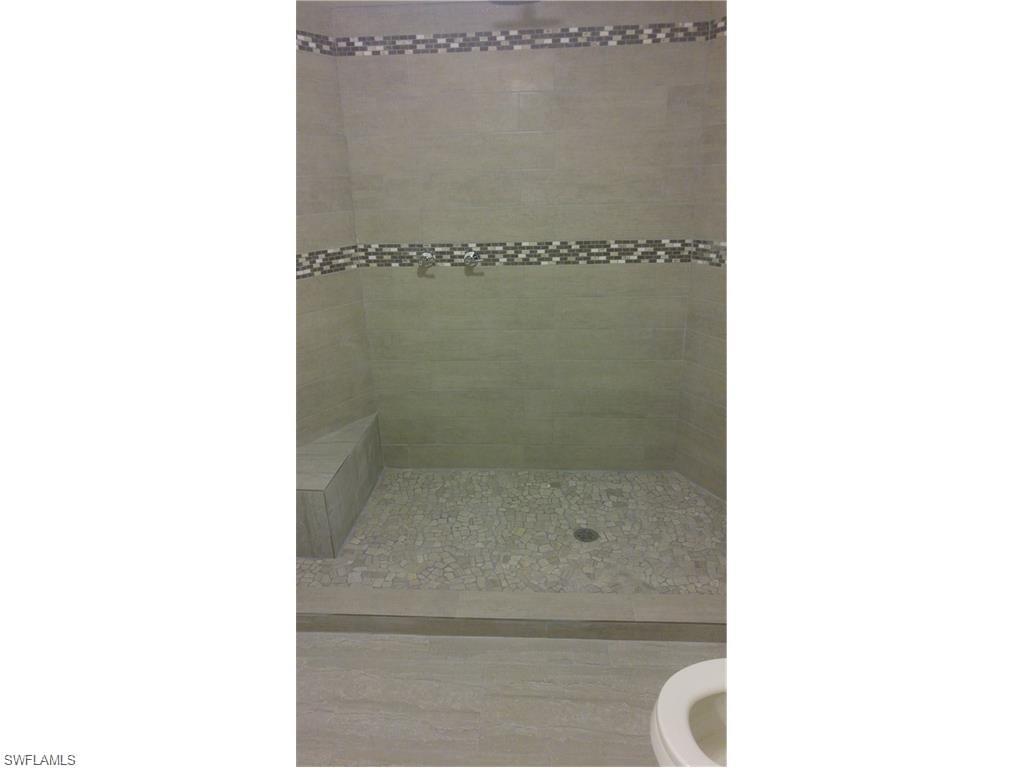 WILLOW LAKE - Residential