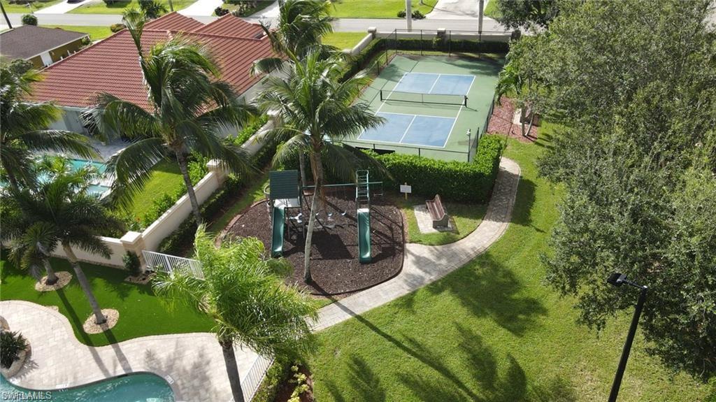 SIR MICHAELS PLACE - Residential