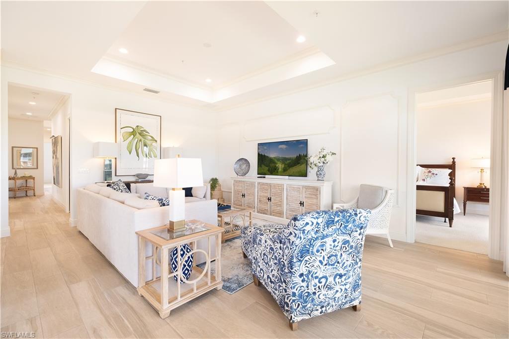 VISTA POINTE - Residential