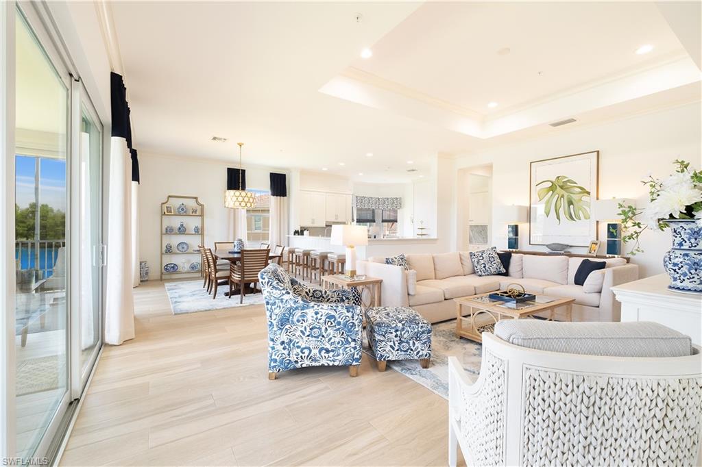 VISTA POINTE - Residential