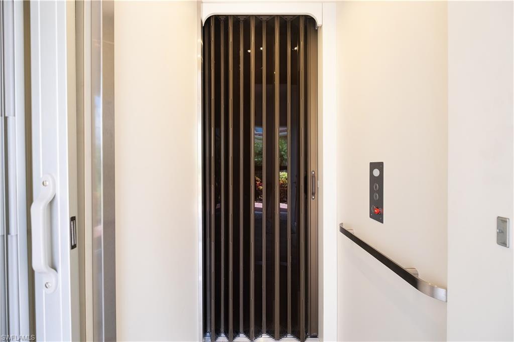 VISTA POINTE - Residential