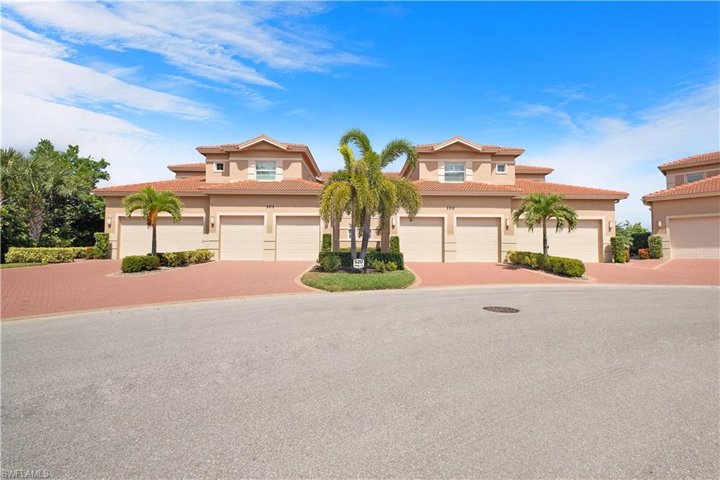 VISTA POINTE - Residential