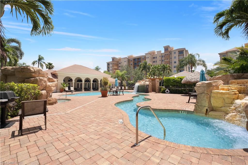 VISTA POINTE - Residential