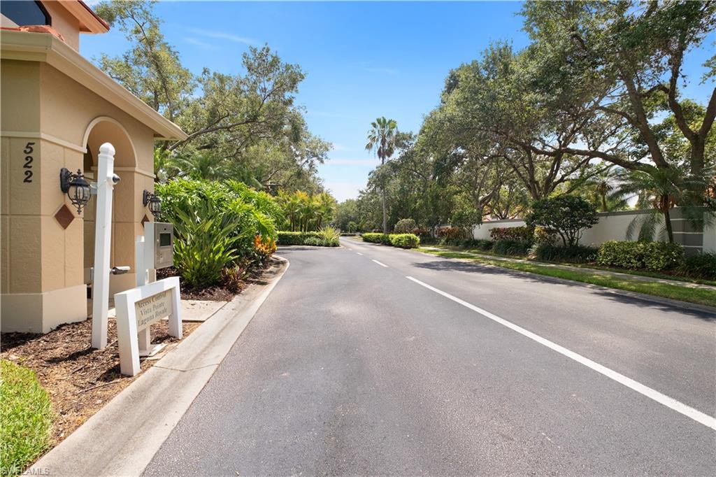 VISTA POINTE - Residential