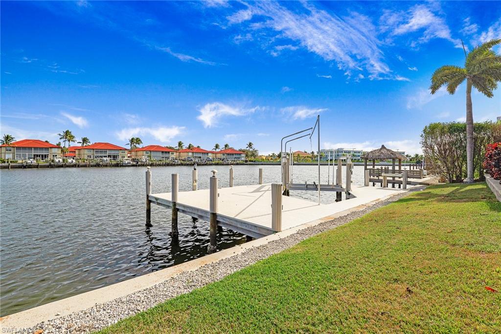 MARCO ISLAND - Residential