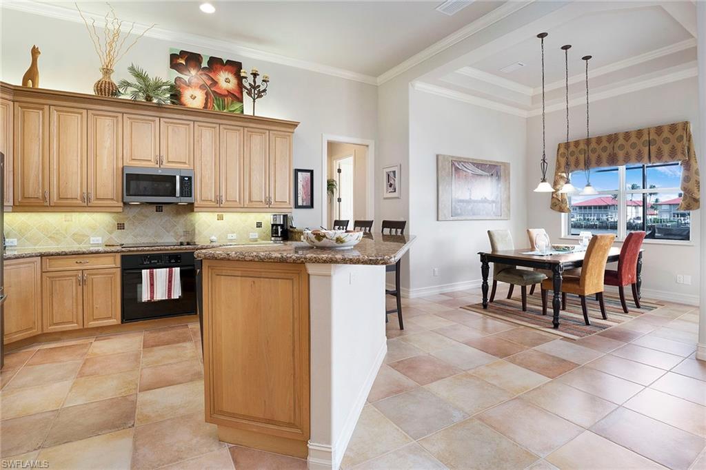 MARCO ISLAND - Residential