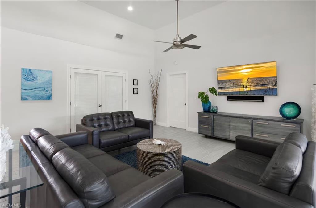 MARCO ISLAND - Residential