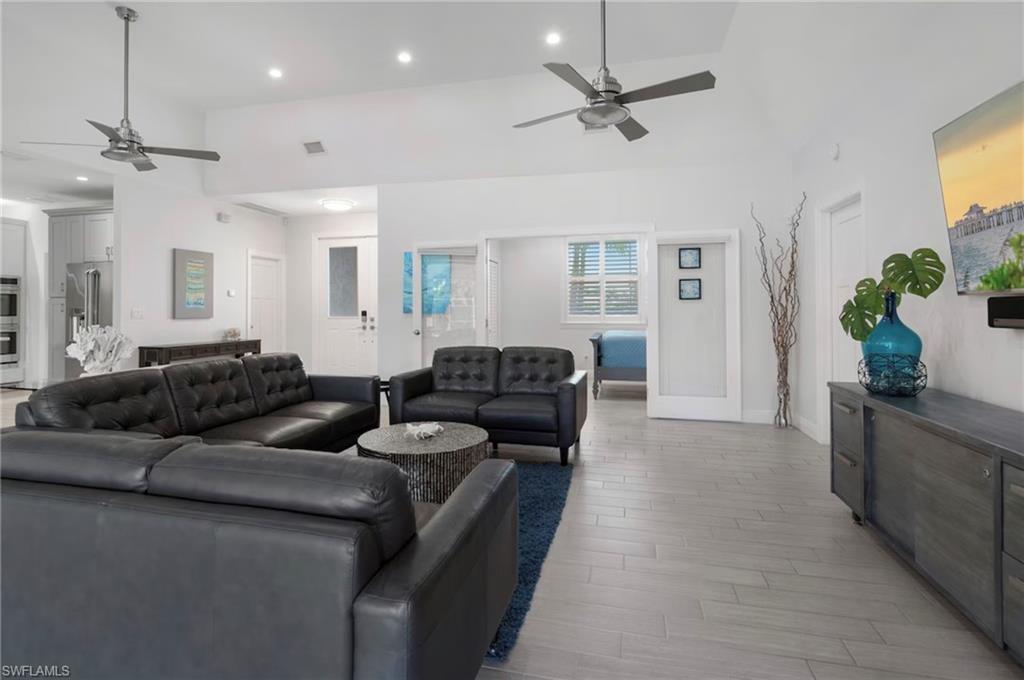 MARCO ISLAND - Residential