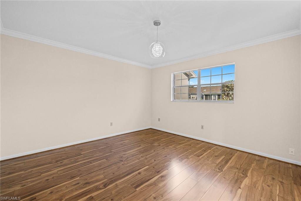 MYERLEE CIRCLE CONDO - Residential