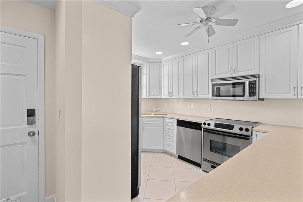 MYERLEE CIRCLE CONDO - Residential