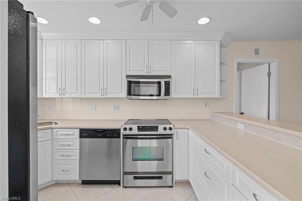 MYERLEE CIRCLE CONDO - Residential