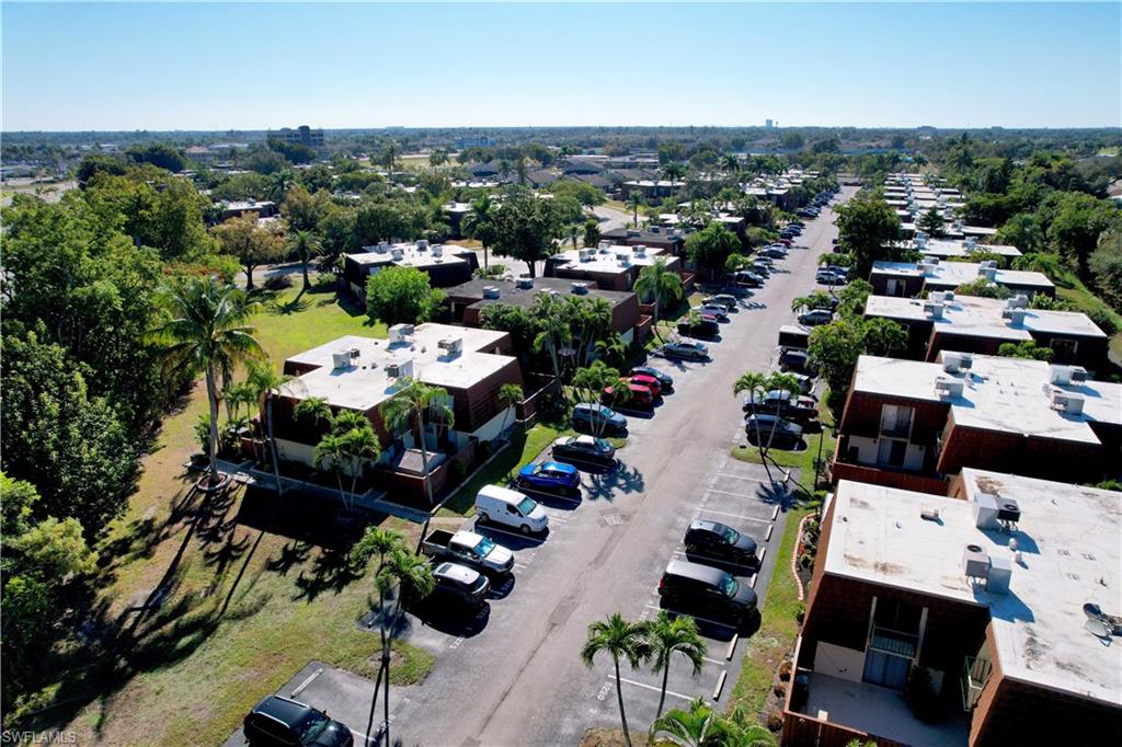 VILLAGE OF CEDARBEND - Residential