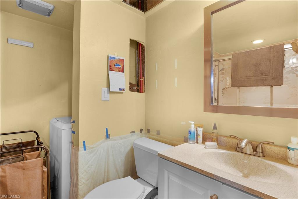 VILLAGE OF CEDARBEND - Residential