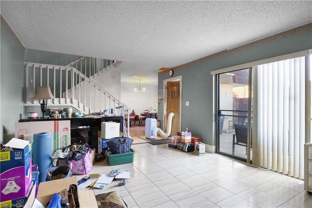 VILLAGE OF CEDARBEND - Residential