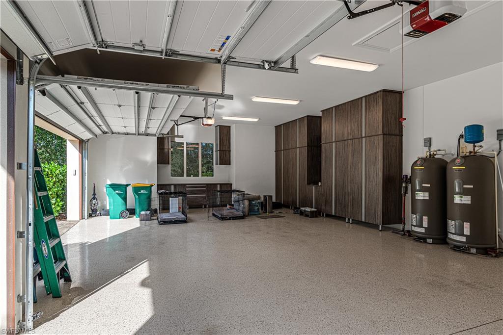 PINE RIDGE - Residential