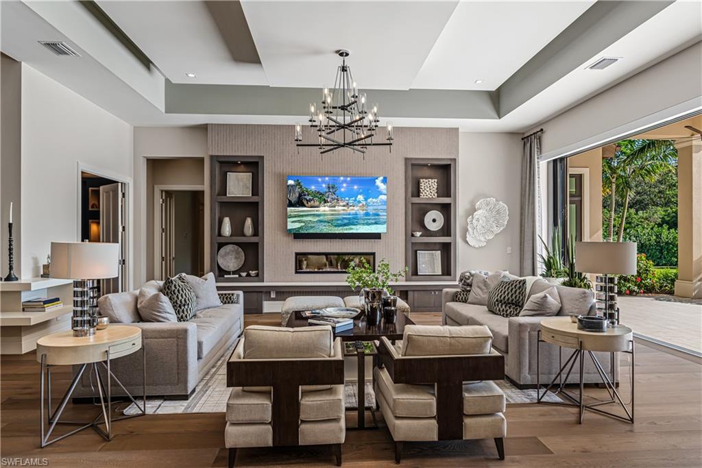 PINE RIDGE - Residential