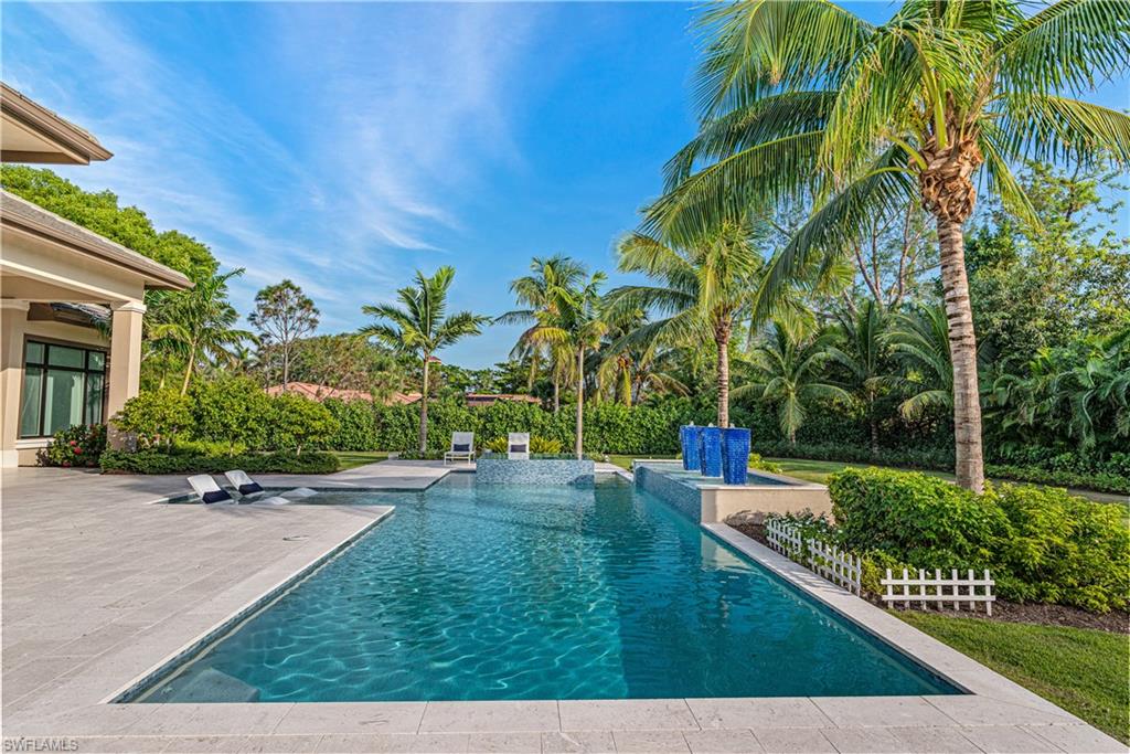 PINE RIDGE - Residential