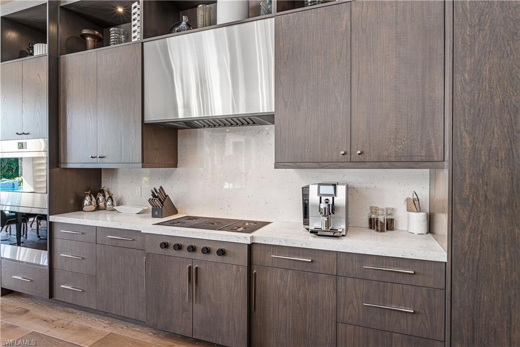 PINE RIDGE - Residential