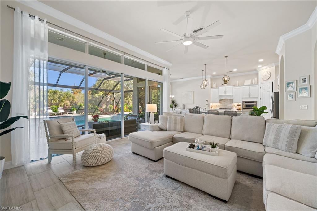 BELLE LAGO - Residential