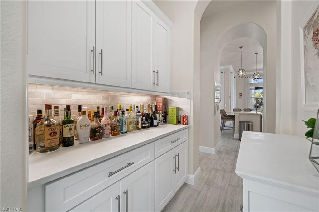 BELLE LAGO - Residential