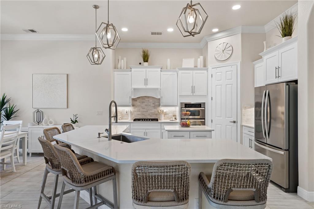 BELLE LAGO - Residential