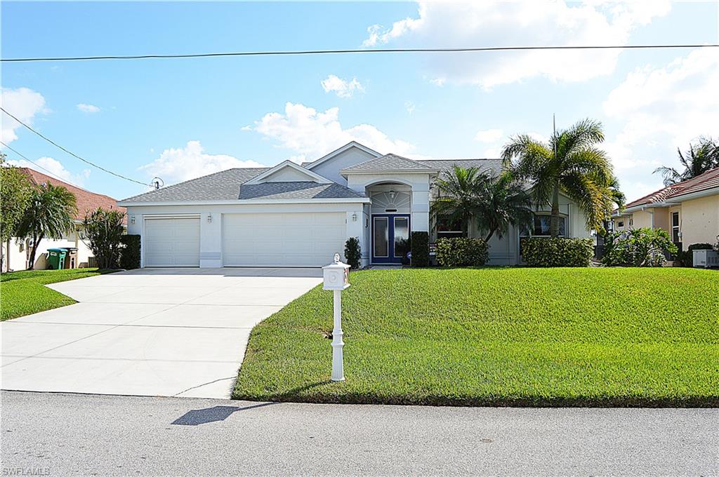 CAPE CORAL - Residential