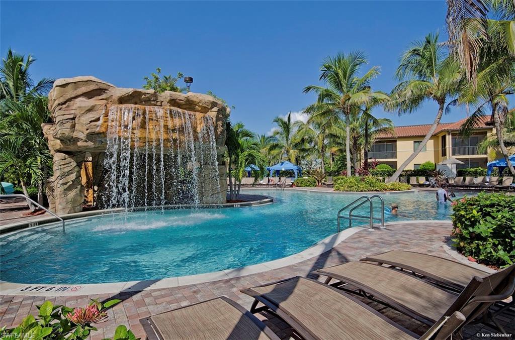 NAPLES BAY RESORT - Residential