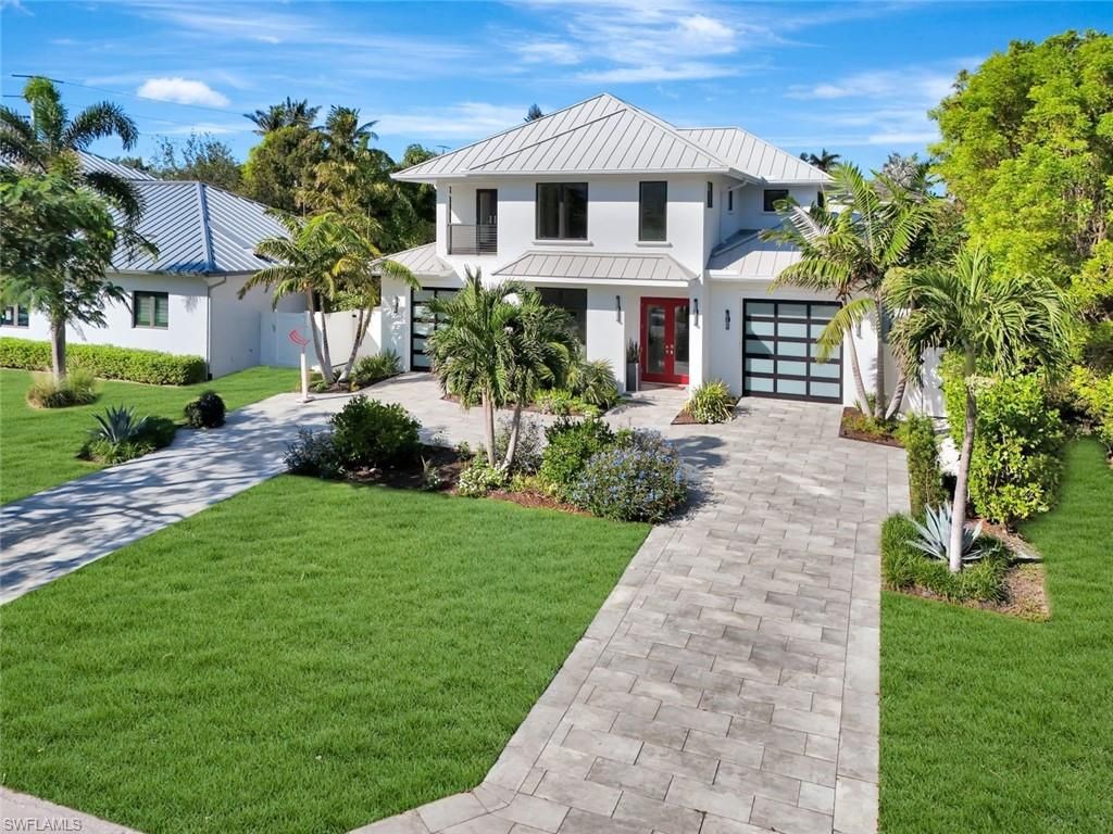 Photo of 739 5th AVE N, NAPLES, FL 34102 (MLS # 224095638)