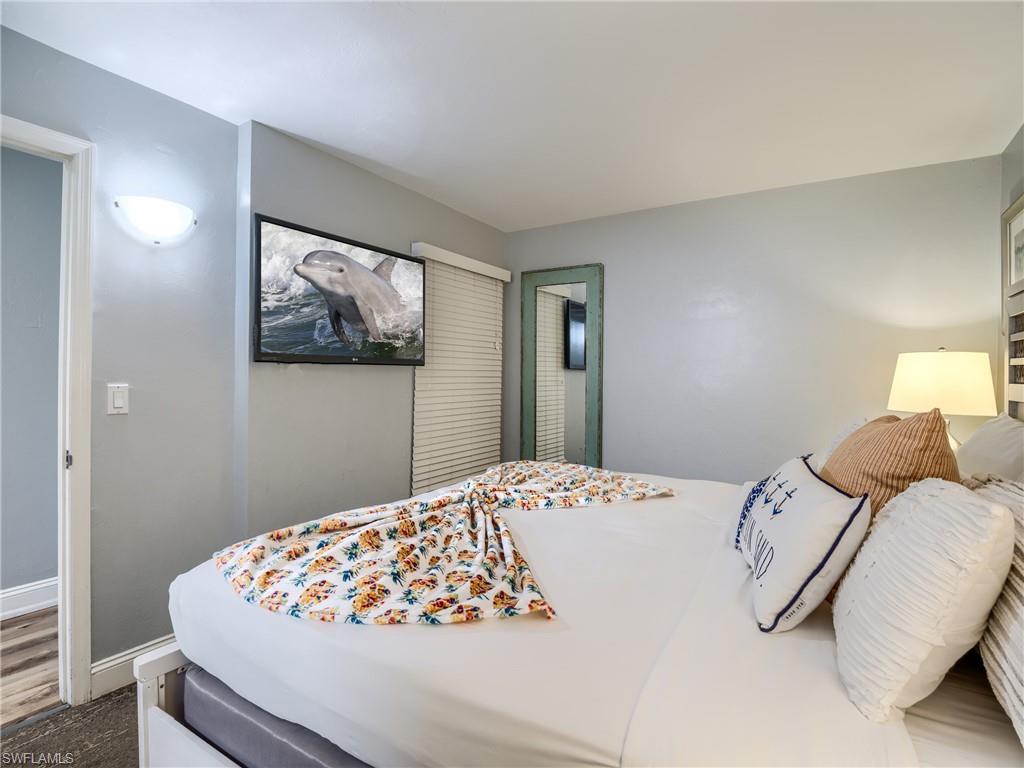 BEACH VILLAS CONDO - Residential