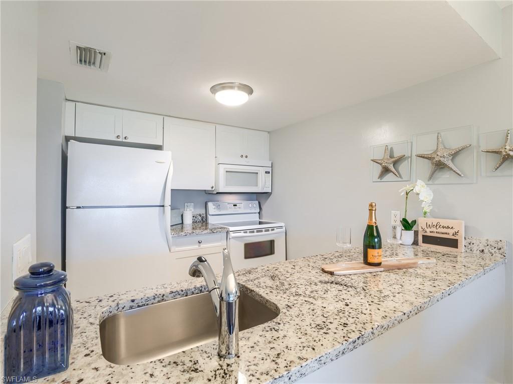 BEACH VILLAS CONDO - Residential