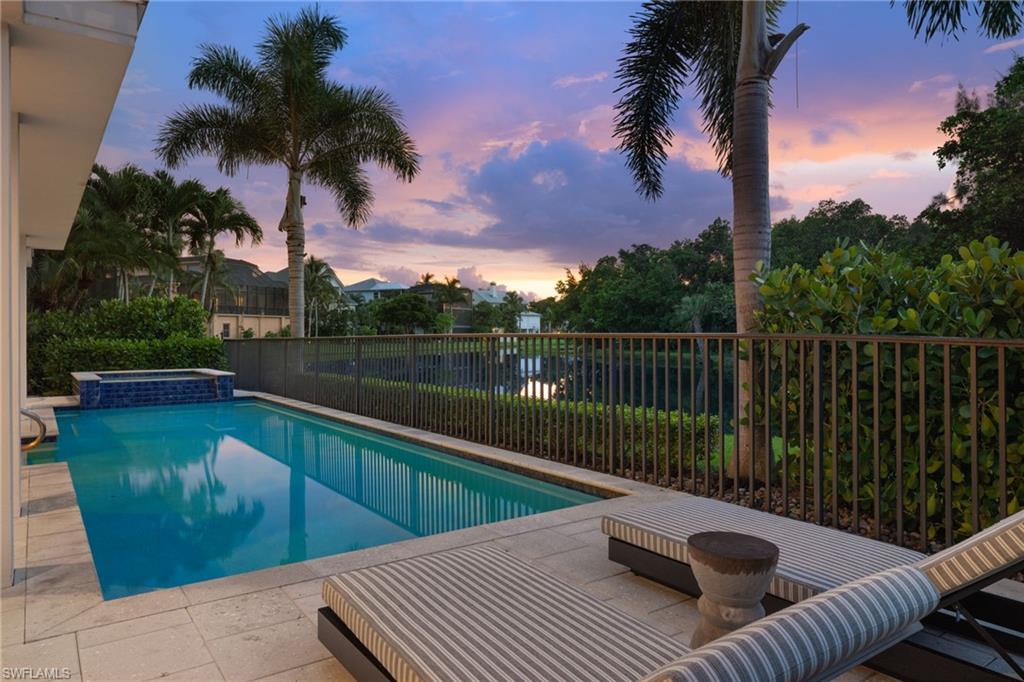 SOUTHPORT ON THE BAY - Residential