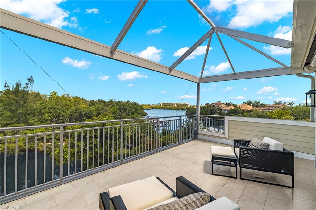 SOUTHPORT ON THE BAY - Residential