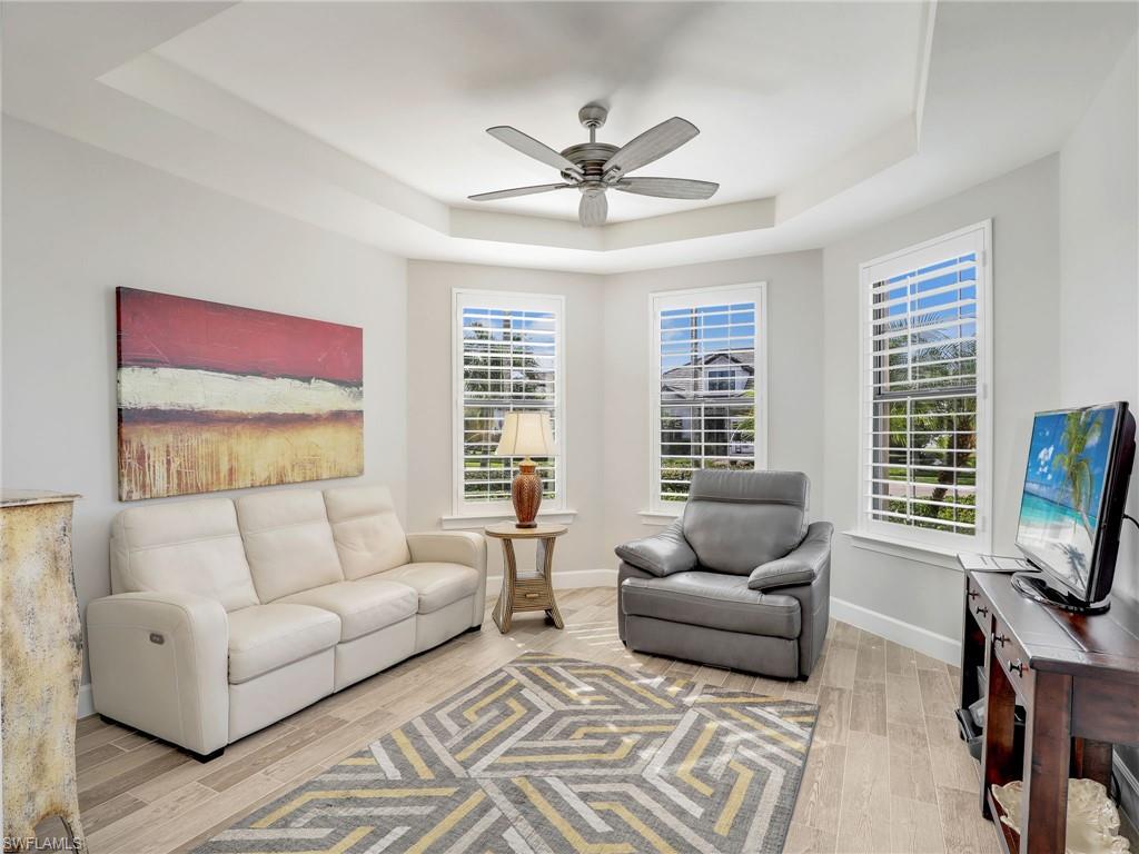 CORKSCREW SHORES - Residential