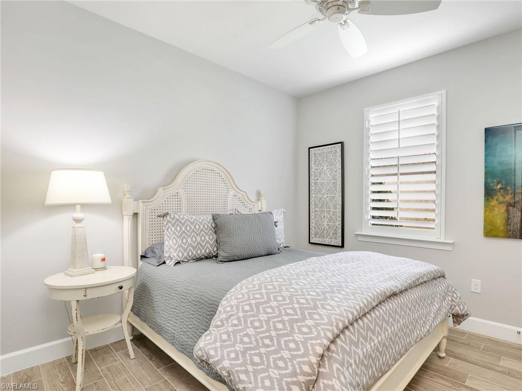 CORKSCREW SHORES - Residential