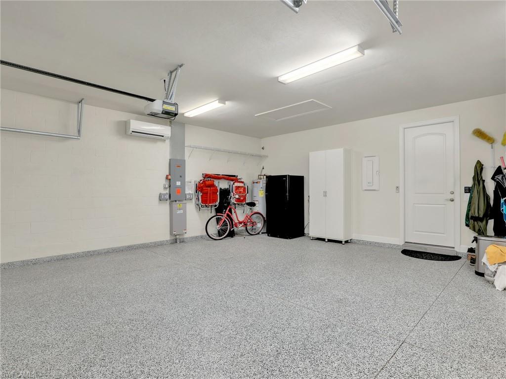 CORKSCREW SHORES - Residential