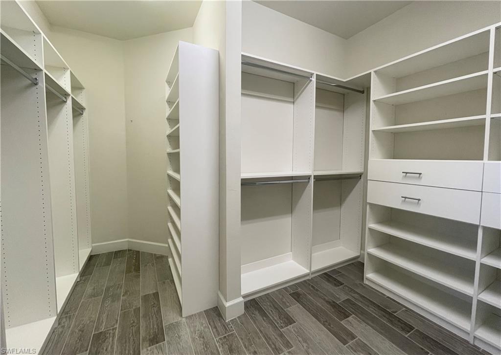 CORKSCREW SHORES - Residential