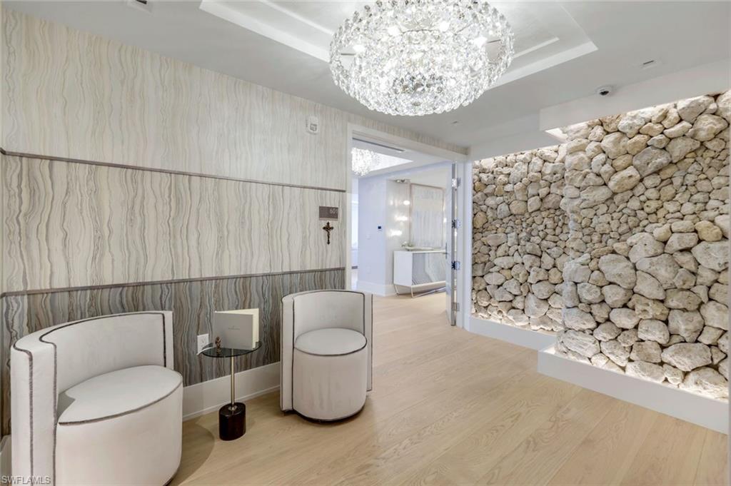 MYSTIQUE - Residential