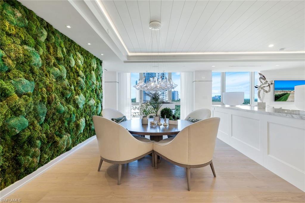 MYSTIQUE - Residential