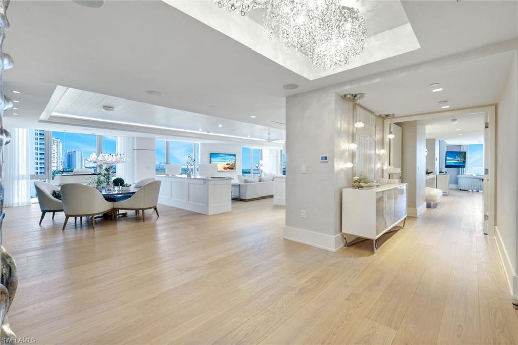 MYSTIQUE - Residential