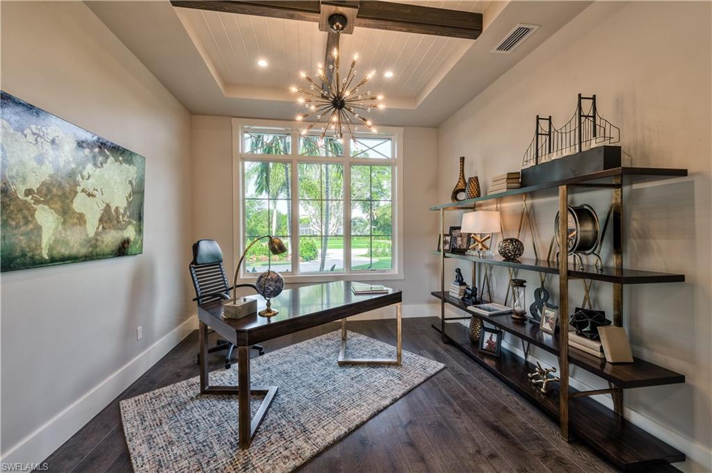 MOORINGS - Residential