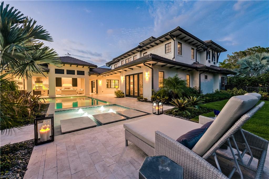 MOORINGS - Residential