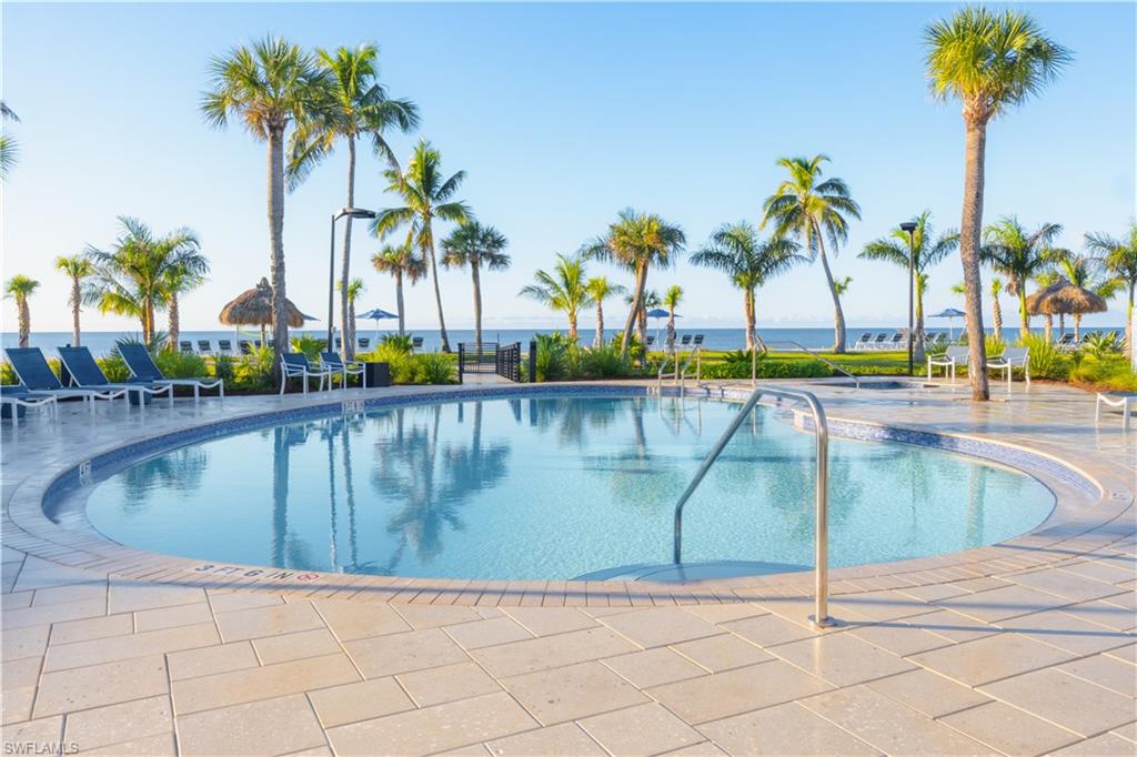 POINTE SANTO DE SANIBEL CONDO - Residential