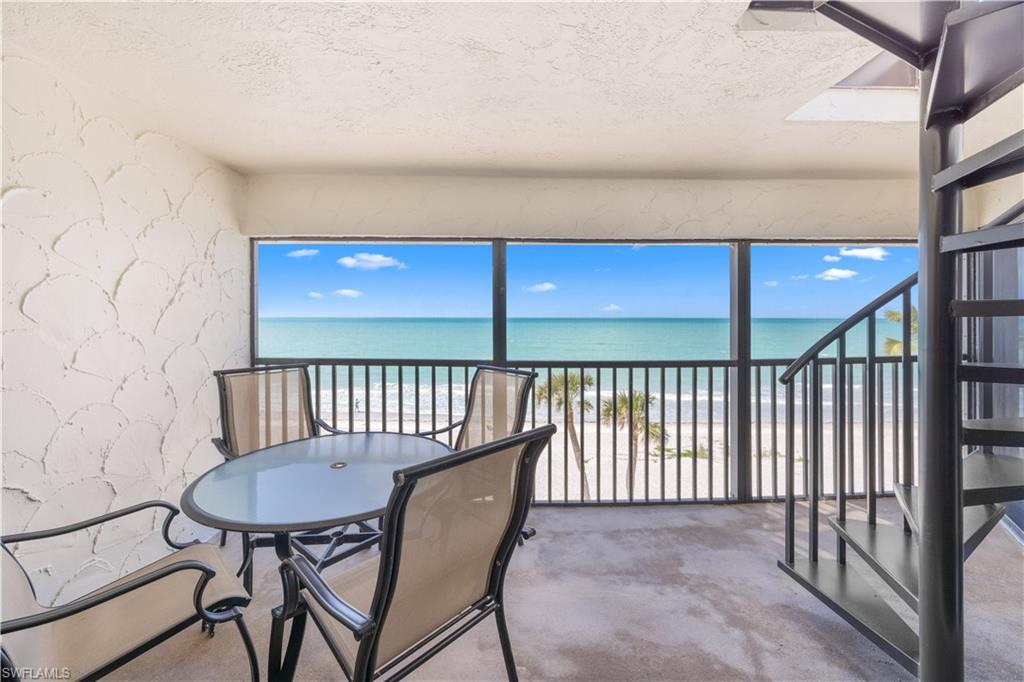 POINTE SANTO DE SANIBEL CONDO - Residential