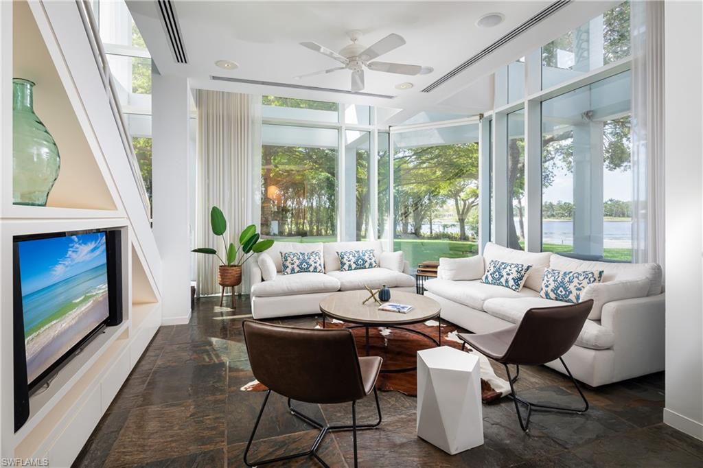 PINE RIDGE - Residential