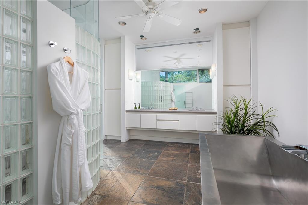 PINE RIDGE - Residential