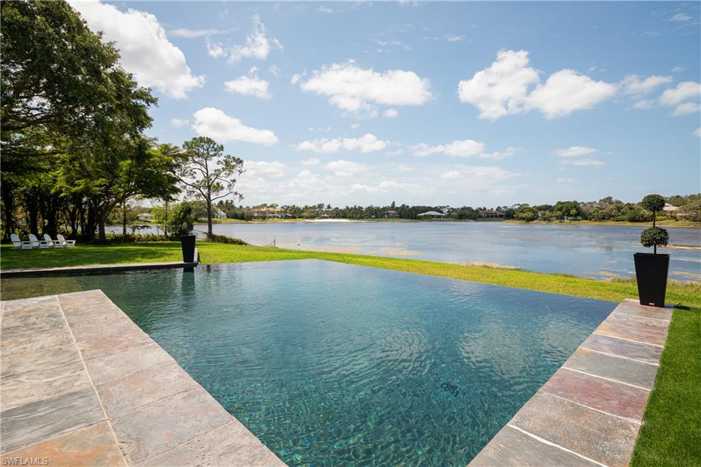 PINE RIDGE - Residential