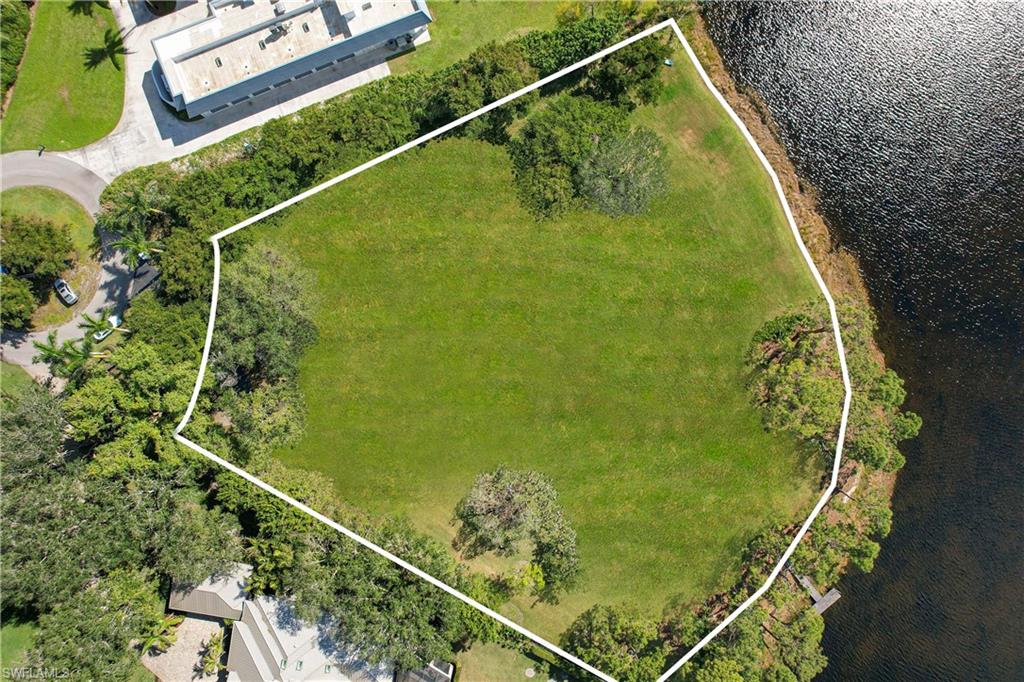 PINE RIDGE - Residential