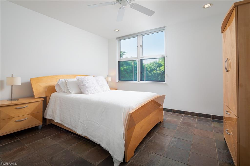 PINE RIDGE - Residential