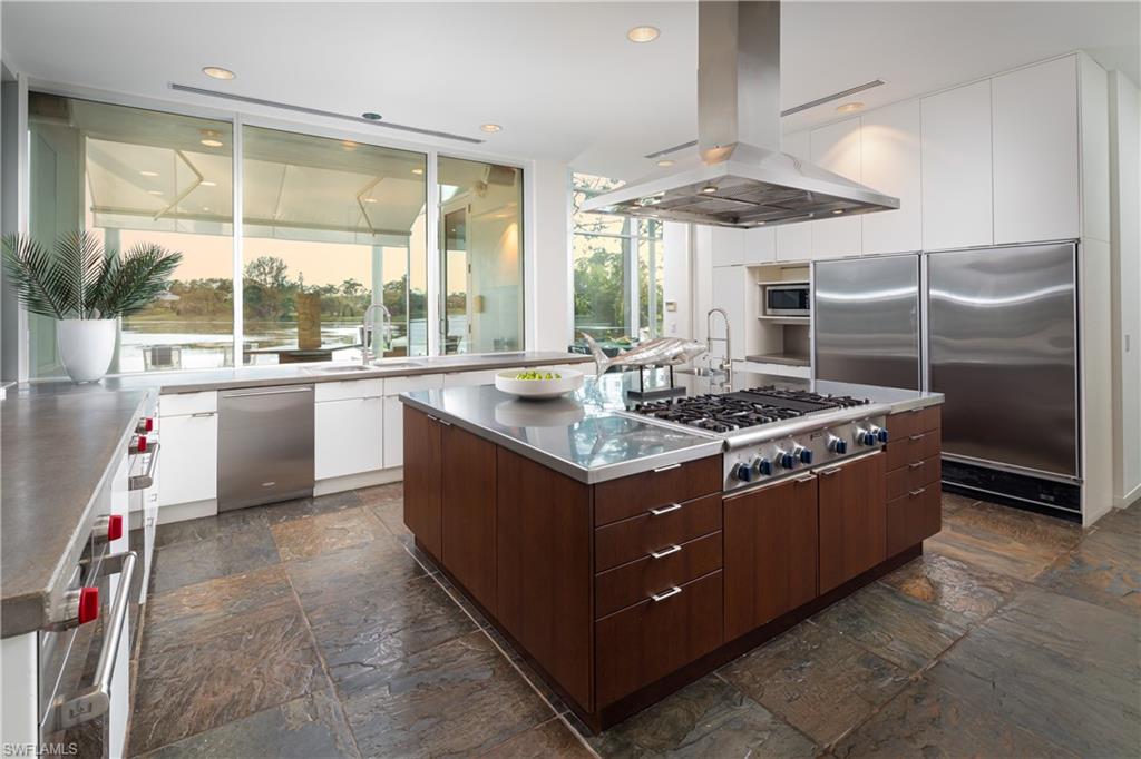 PINE RIDGE - Residential