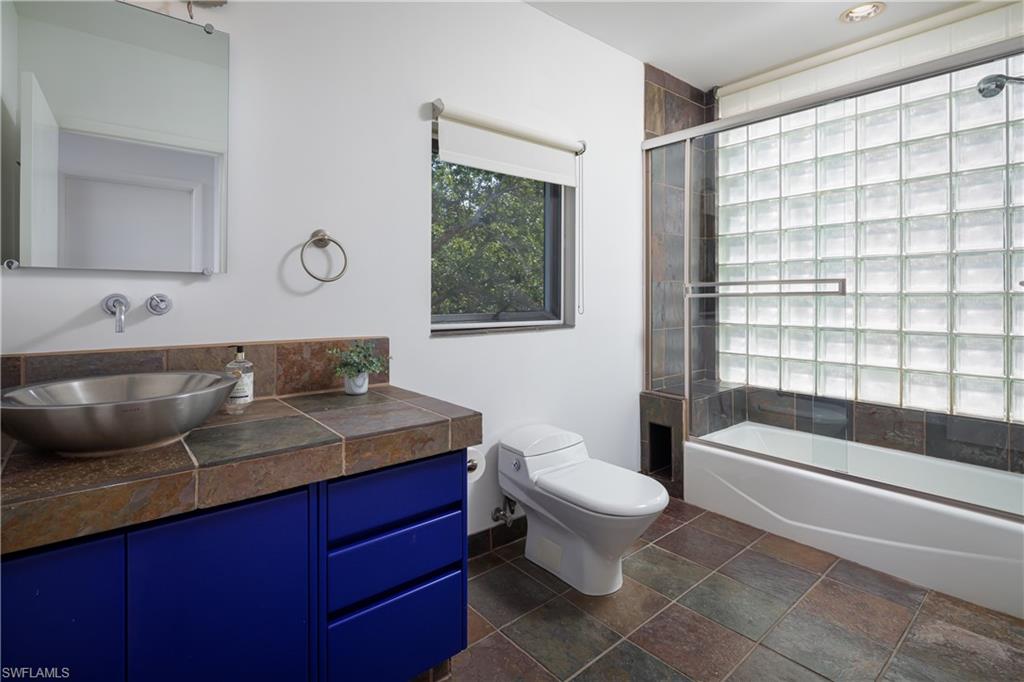 PINE RIDGE - Residential